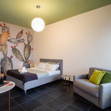Welchome - Guest Accomodation เอนนา ภายนอก รูปภาพ